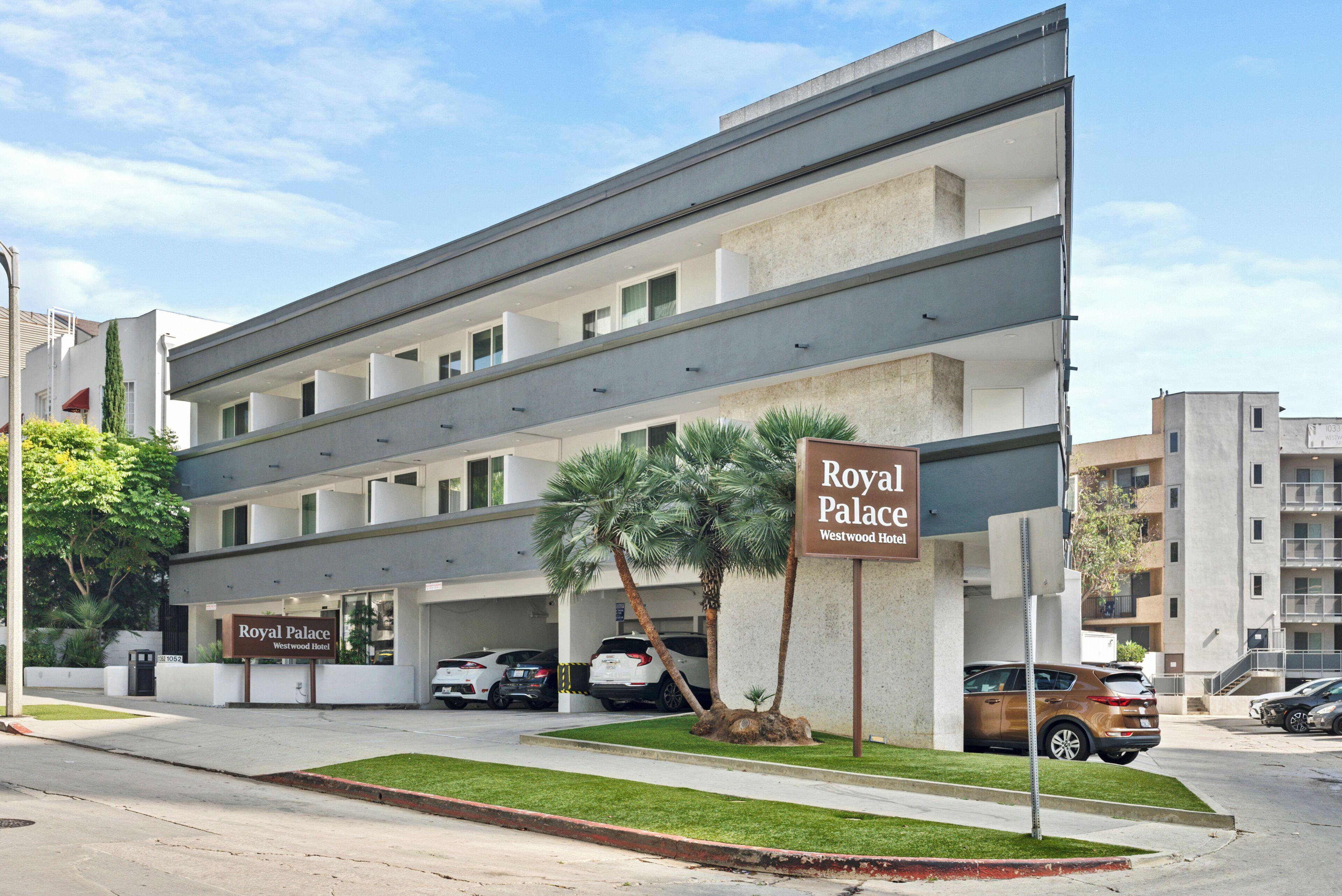 Royal Palace Westwood Hotel — Fotos 1